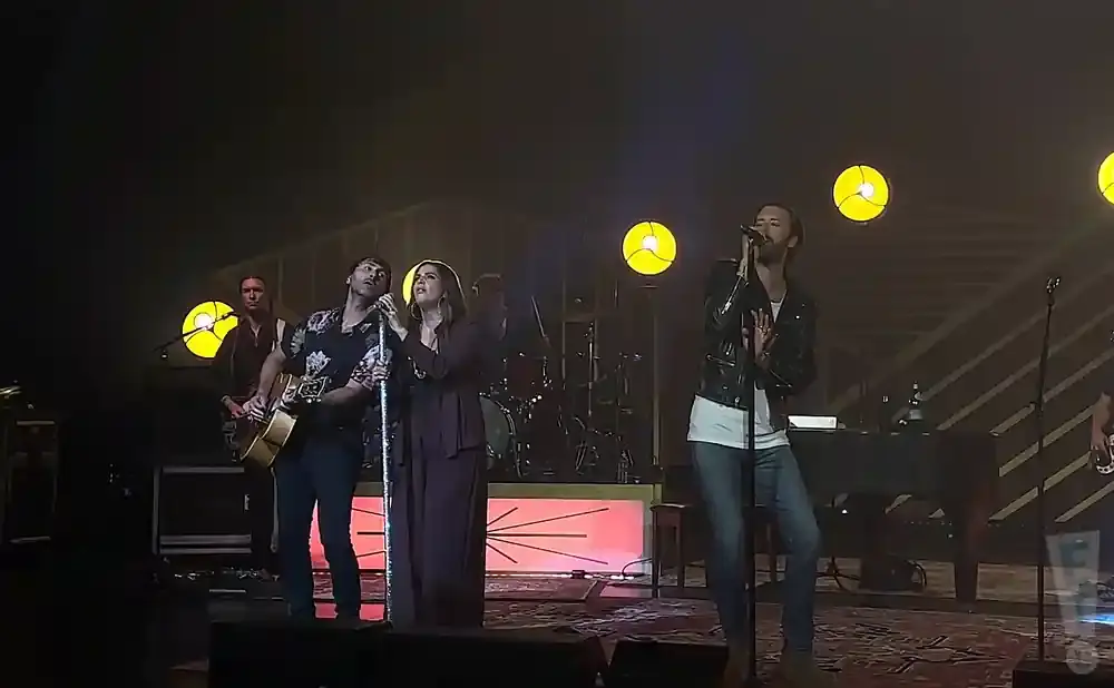 Lady A live on tour